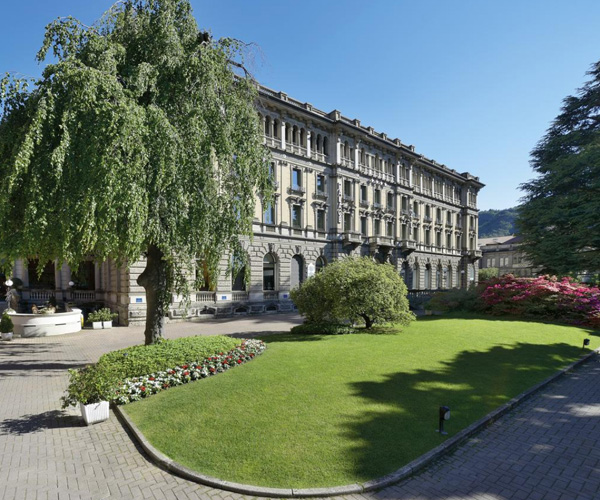 PALACE HOTEL